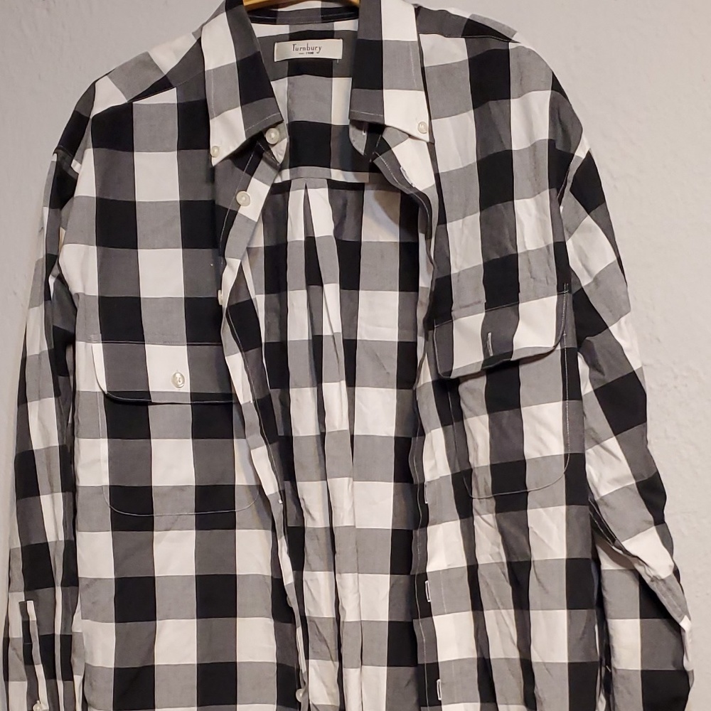 Turnbury black and white shirt size M (33) in excellent condition